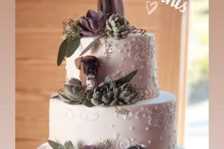 Holly's Cakes LLC - 24