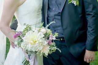 Frenchie's Floral Studio - 35