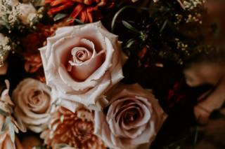 M Designs Floral And Event Designs - 12