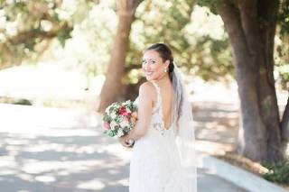 Shell's Petals Florist - 18