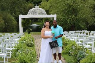 Apple Blossom Chapel and Gardens LLC - 12