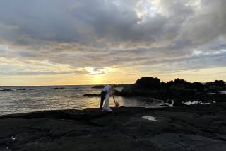 Simple Kona Beach Weddings - 47