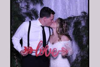 Full Frame Photo Booth - 9