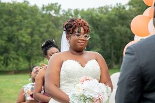 Dressigner - Bridal Alterations Studio Atelier - 51