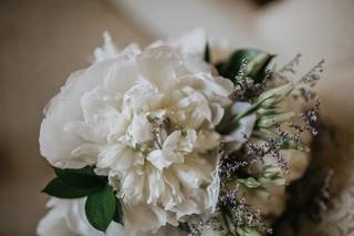 Cottage Rose Floral Design - 12