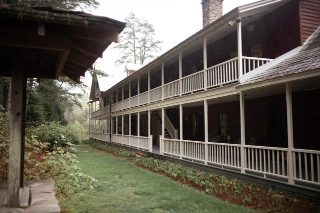 Glen-Ella Springs Inn - 1