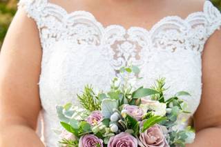 Busy B's Floral - 174