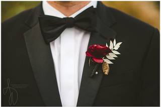Beach Plum Floral Design - 8