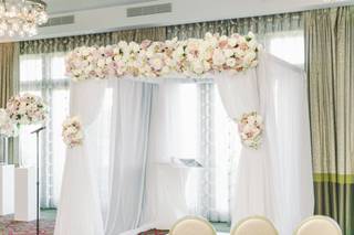 Bruce Wayne Florals - 41