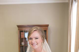 Fariba's Bridal Alterations & Custom Design - 58