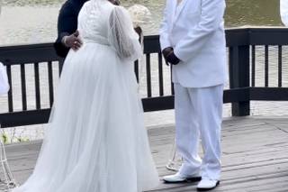 Wedding Officiant Julie Dotson-Reid - 6