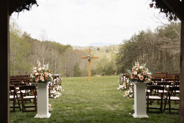 Luna's Trail Farm and Event Center - 1
