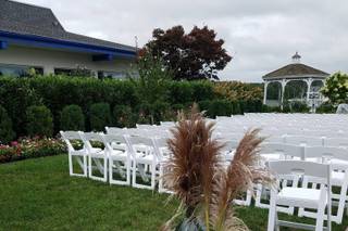 The Crystal Point Yacht Club - 23