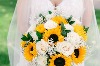 Weddings Your Way Floral & Events - 27
