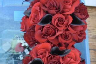 Shell's Petals Florist - 46