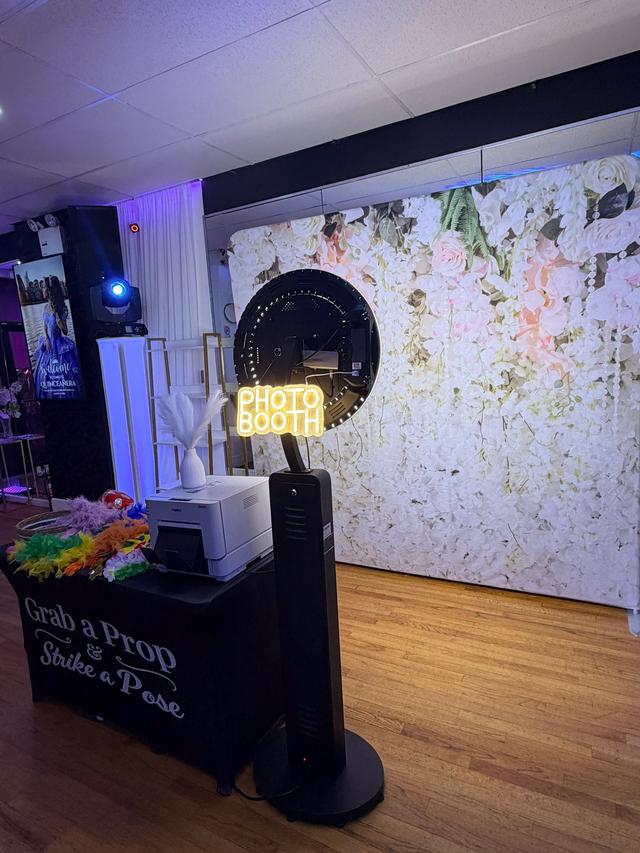 Moments Photobooths - 2
