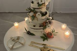 Let Them Eat Cakes - 14