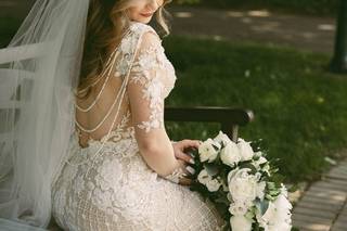 Raven Salon & Bridal - 28