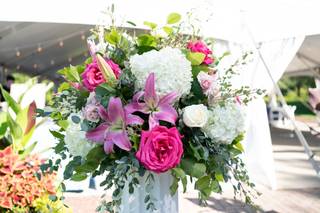 Laura's Flower Boutique - 31