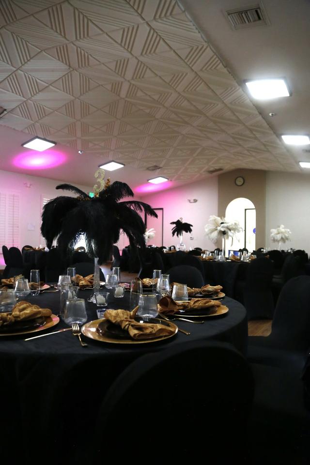 Pour Etre Joli Events & Paper LLC - 2