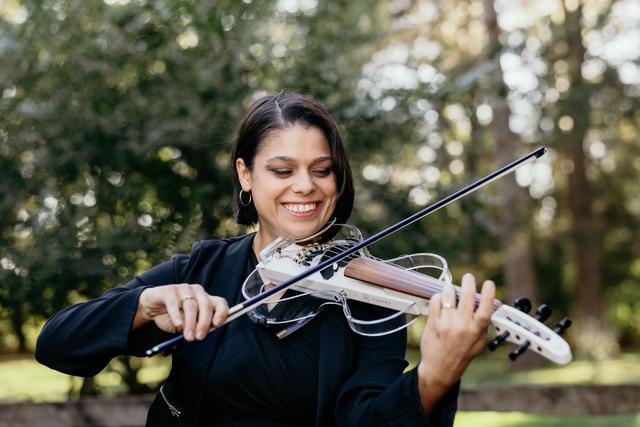 Stephanie Strings - 4