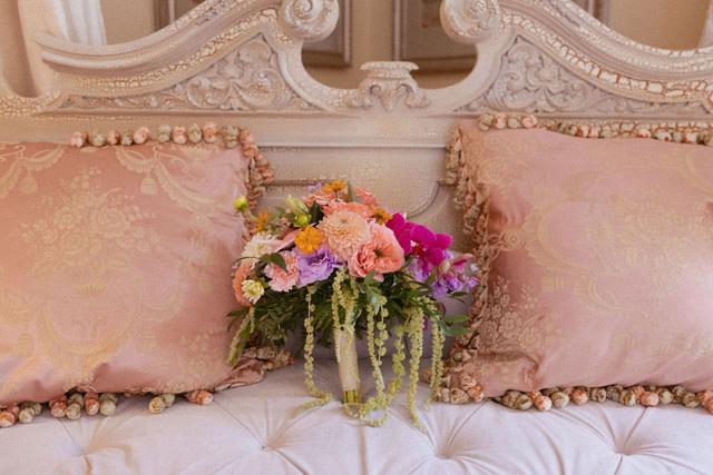 A Love's In Bloom - 1