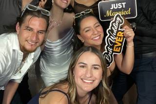 Orlando's Best PhotoBooth - 12