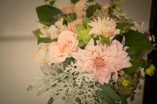 Maple & Mum Floral Designs - 101