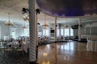 Blossom Heath Inn - 9