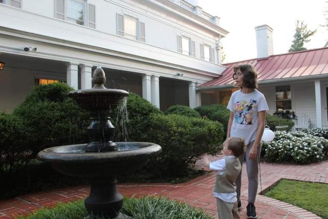 Allandale Mansion - 1