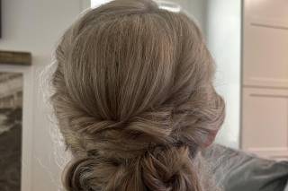 Jeanne's Hair & Makeup Studio - 5