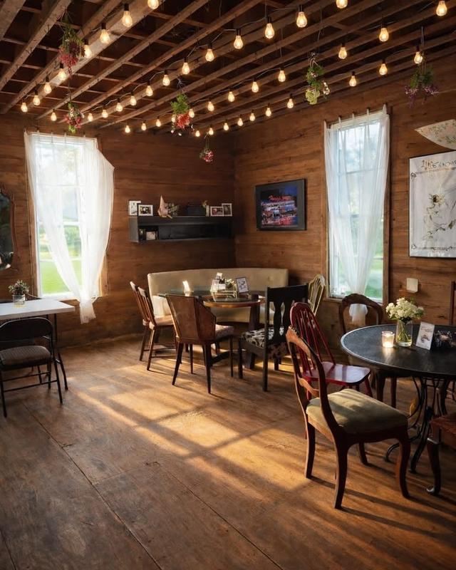 Old Furnace Inn - 2