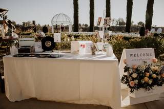 Truffle Pig Winery by Wedgewood Weddings - 20