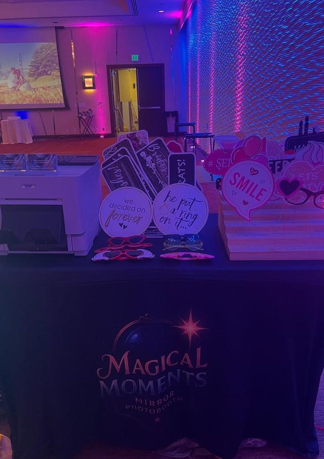 Magical Moments Mirror Photobooth - 4