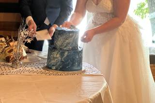 Ryke's Bakery, Catering, & Cafe - 5