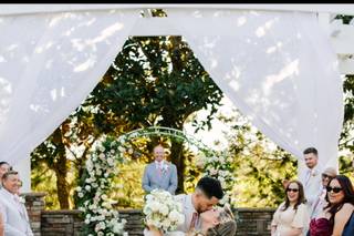 Linens & Flowers Design - 34