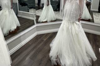 Linh's Bridal & Alterations - 17