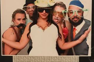 Wild Smiles Photobooth Company - 12