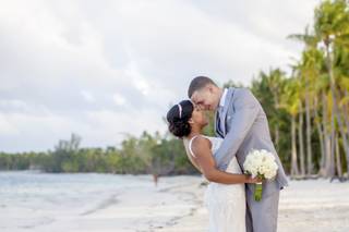 Tropical Pictures - 240