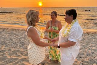 Simple Kona Beach Weddings - 6