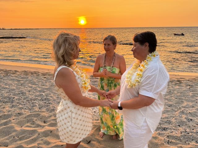 Simple Kona Beach Weddings - 1