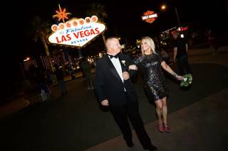 Glitter Lens Photography & Photo Booths - 29