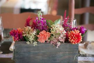 Maple & Mum Floral Designs - 100