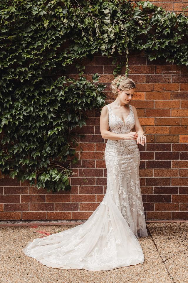 Diana's Bridal - 2