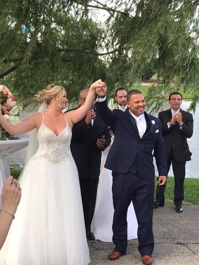 Black Tie Formalwear (Glen Ellyn) - 3