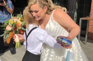 Busy B's Floral - 165