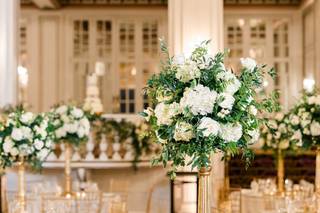 Artistic Blossoms Floral Design Studio - 13