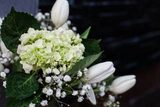 Susan's Flowers & Artisan Boutique - 4