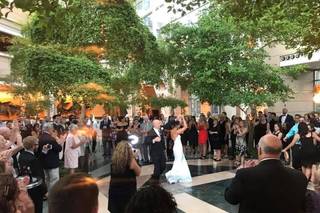 The Wintergarden by Monroe's - 16