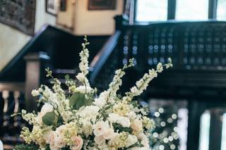 Fleur De Lis Florist - 86